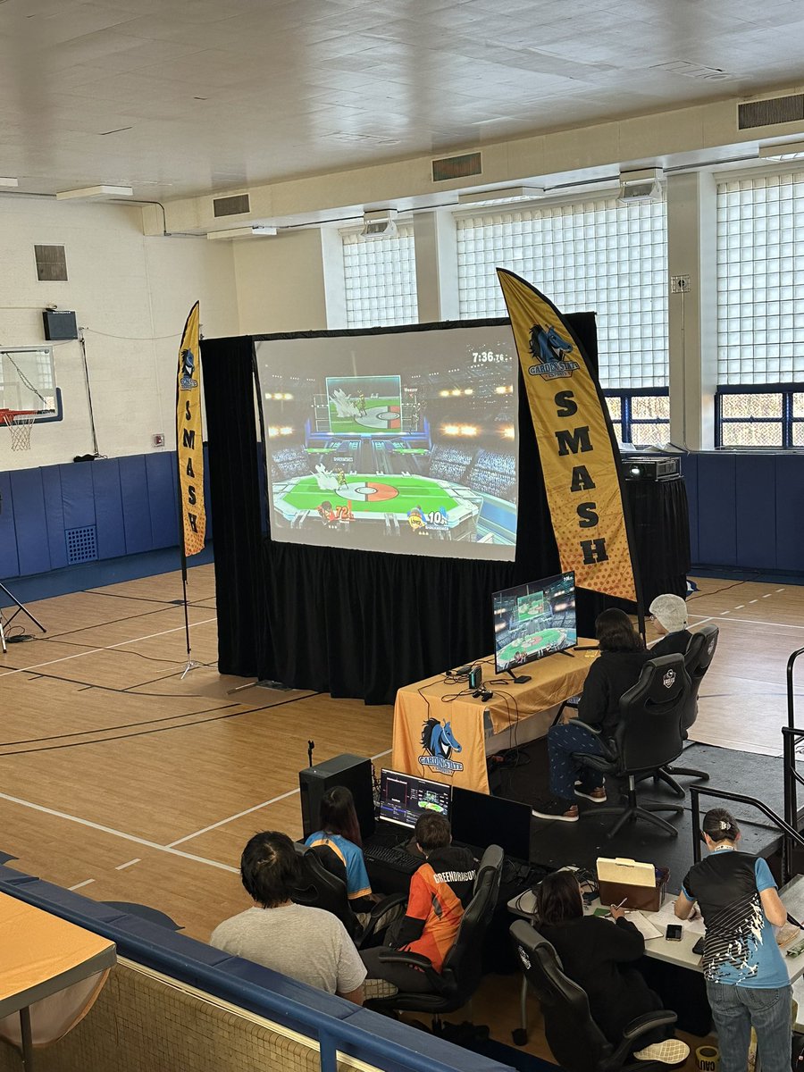 TRHS_eSports's tweet photo. Rooting for Union! But GLHF to both teams on your way to the finals @GSEsportsorg https://t.co/Gyt42NZJ5B