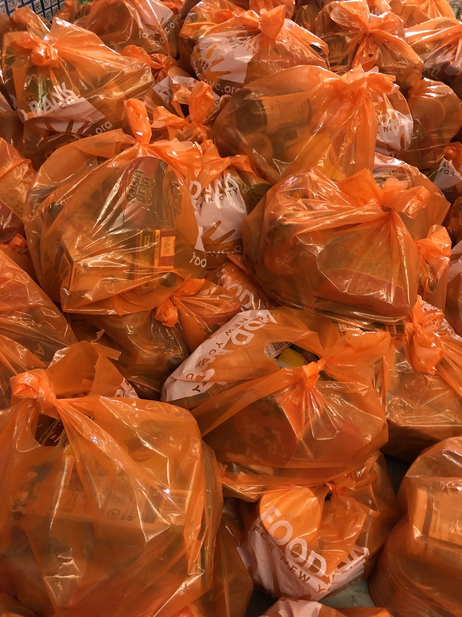 ps94x's tweet photo. Our 3rd Annual #Friendsgiving was a vibe! #RealizeYourGreatnessPS94
Many thanks to our amazing PA executive board for their support in organizing and to @MMCCenter and @EricDinowitzNYC for their donations of turkeys! #itTakesAVillage! https://t.co/SdpCuvjv3G