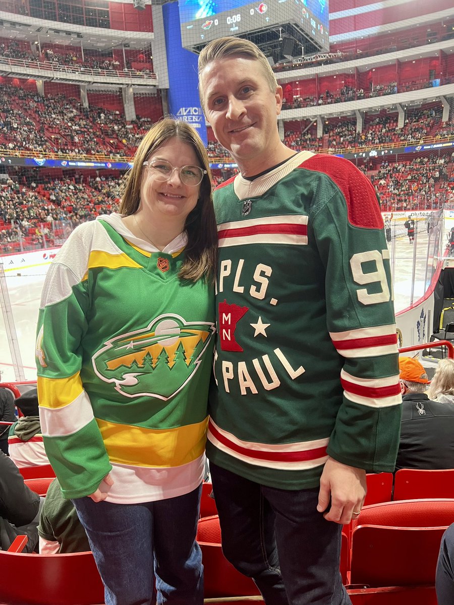 TarpsOff_JR's tweet photo. Tarps Off has made its way overseas! Awesome to see fans bringing rentals across the Atlantic and repping their home town team in Stockholm, Sweden for the NHL Global Series ✈️ https://t.co/TJ82ZylSKv