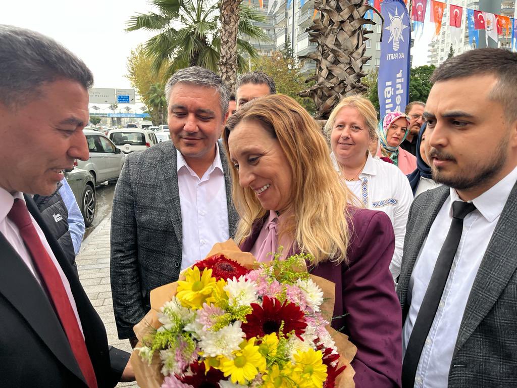 33mustafasever's tweet photo. Yenişehir Ak Parti ilçe teşkilatımız ile gerçekleştirdiğimiz programa; 
Yenişehir İlçe Başkanımız Sn Bekir SELVİ, İl ve İlçe Yönetim Kurulu Üyelerimiz, İl Kadın Kolları Başkanımız Fatma ABACI, Kadın kolları üyelerimiz, İl ve İlçe Gençlik Kolları ve seçmenlerimizle katılım sağladık.

Teşekkürler Yenişehir.