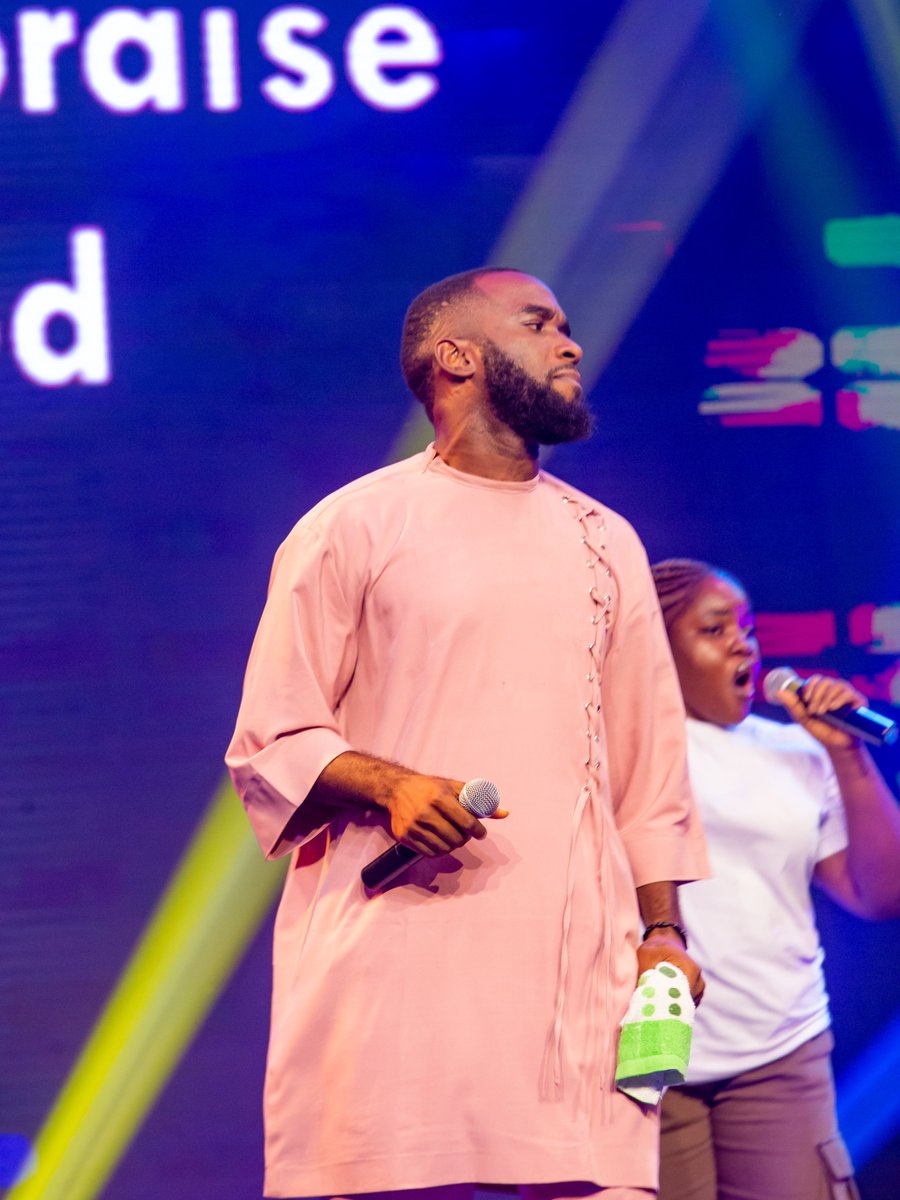 elev8tka's tweet photo. "Did I hear you mention Chimaobi Dennis? You heard right – he absolutely nailed it! Amplified 8 couldn't have concluded on a higher note after experiencing the electrifying energy and stellar performance from Chimaobi. 🎤🔥 #Amplified8 #ChimaobiDennis #unforgettablemoments " https://t.co/CLpQRjEK7k