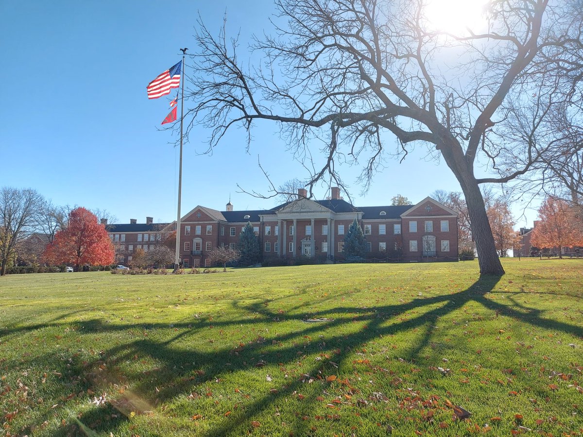 🇺🇸 PROKODIL goes intercontinental 🇺🇸
Bei schönstem Herbstwetter durften wir an spannenden Keynotes  und Vorträgen zu Themen wie "Embodied Learning", "Ungrading" und "Staying Human in the Age of AI" auf der Original Lilly Conference in Ohio teilnehmen. 🍂