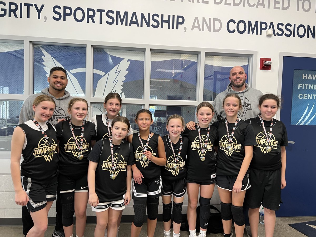 nwobball's tweet photo. 5th grade champs 11/18 at Maumee Valley. GIRLS- wins over Swanton, Perrysburg and Findlay. Nice job young ladies. Have a GREAT Thanksgiving! Jumpstart Elite https://t.co/Vb4AF6Q1rn