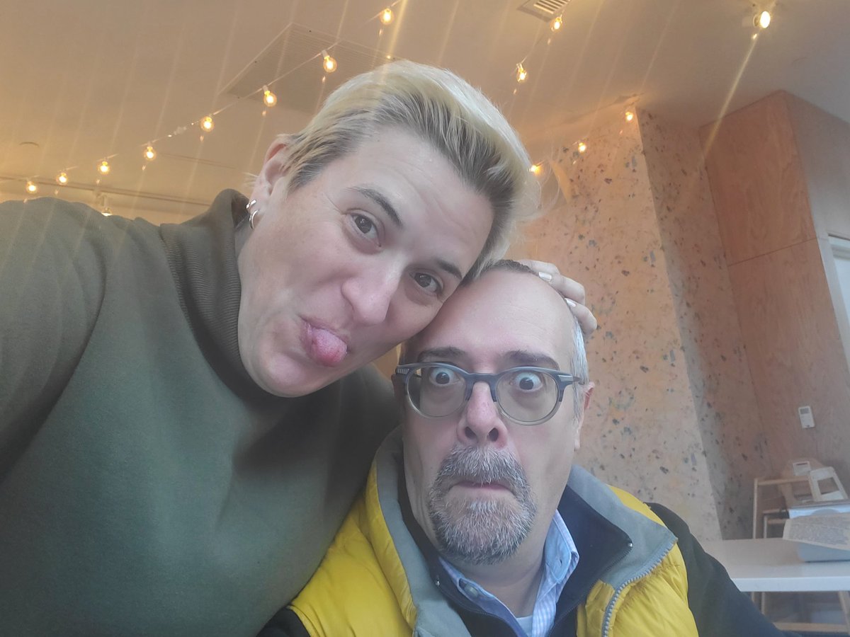 mbuenof's tweet photo. Find somebody to be silly with! #Livegoals Those are the moments that will make your day. https://t.co/50FhPMaxMX