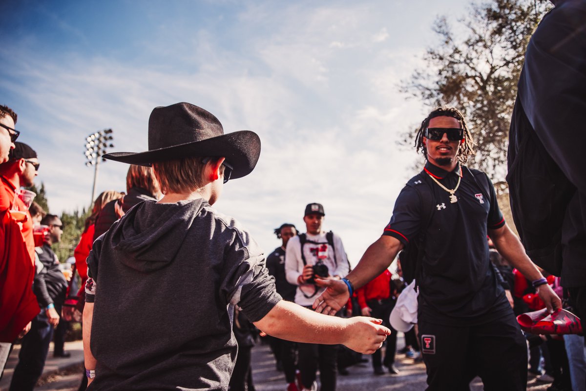 TexasTechFB's tweet photo. Y'allready know. 🤠 https://t.co/1TUe7nyy5R