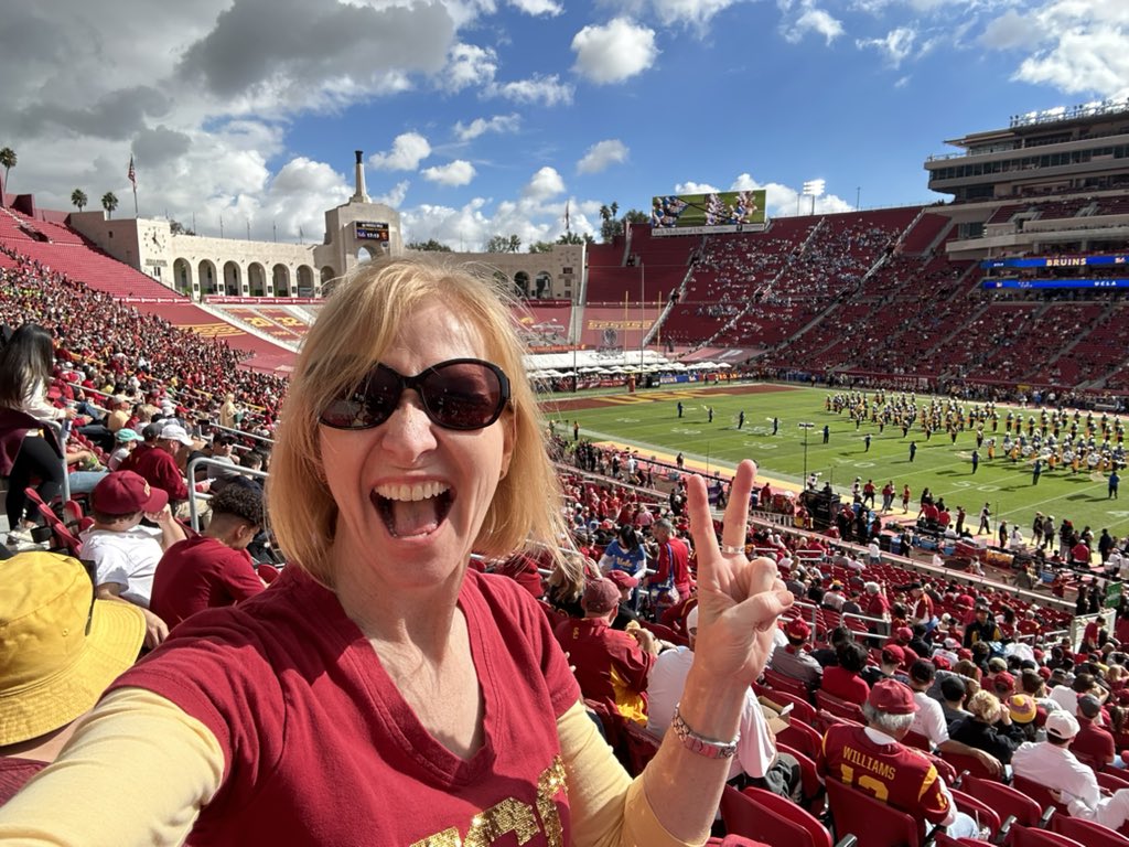 Let’s go Trojans! #FightOn #FUCLA