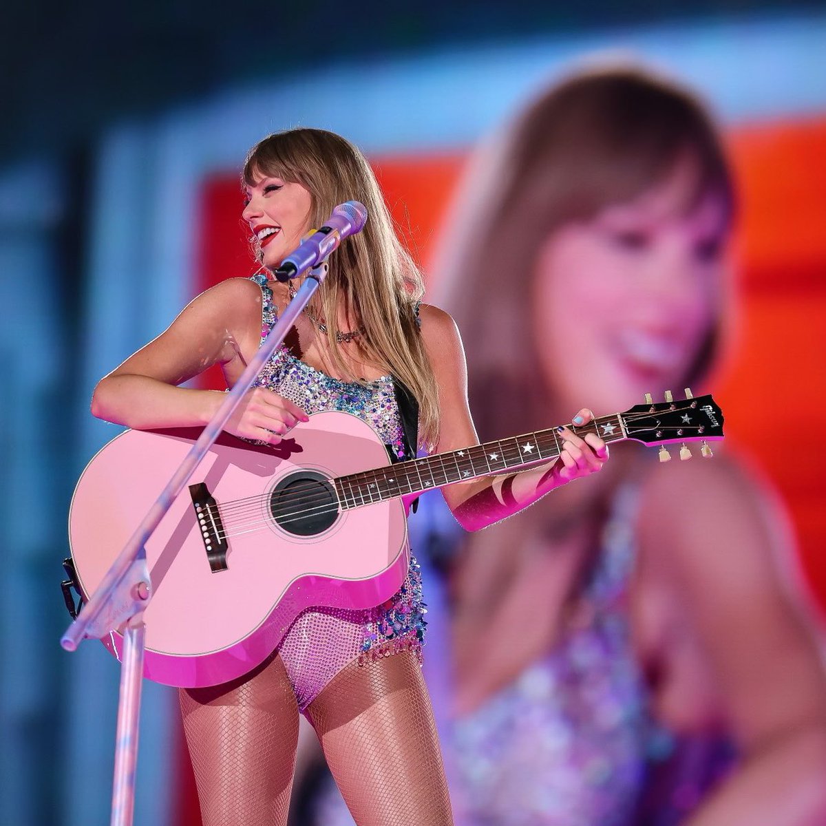 TSwiftLA's tweet photo. 🏟️ | Tonight’s Eras Tour show has been postponed due to extreme heat 

“The safety and well-being of my fans, fellow performers and crew has to and always will come first.” - Taylor 

#RioTSTheErasTour #TSTheErasTour https://t.co/8qhuWtvF47