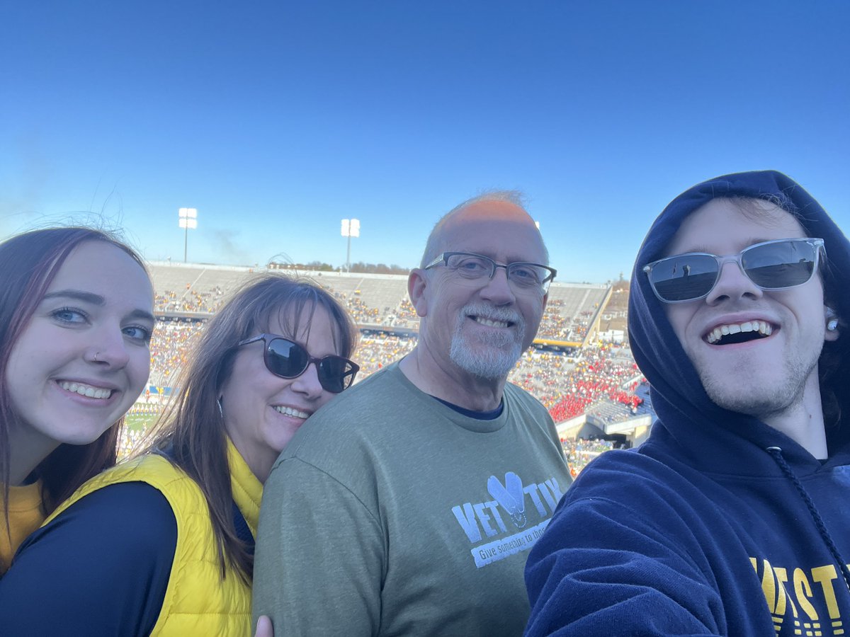 WVstevec's tweet image. #WVUGAME