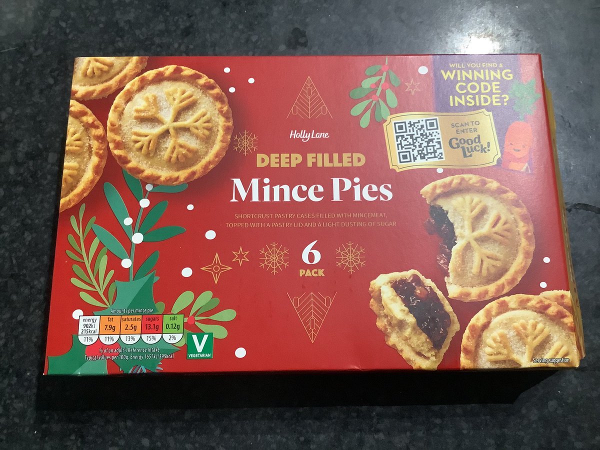Marcus_Ward_'s tweet photo. Tonight, after tasting another mince pie each from Mr. Kipling, M&amp;S and Aldi, we both agreed that Aldi’s mince pie was our favourite. 

Therefore, if you are looking for the best mince pie to have over this festive season, we recommend these ones from Aldi. 

You’re welcome. https://t.co/ShBcmodAsx