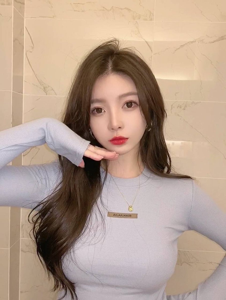 吕梁学生妹小姐选妃 tweet media