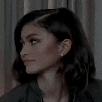 gaceladefuego's tweet image. ᅠ⠀ 
     𝐒𝐄 𝐁𝐔𝐒𝐂𝐀 𝐀 𝐑𝐄𝐆𝐔𝐋𝐔𝐒 𝐁𝐋𝐀𝐂𝐊
 
ᅠ       ■ ፧  otp. enemies to lovers.
ᅠ       ■ ፧  slytherin &amp;amp;&amp;amp;.  pureblood.
ᅠ       ■ ፧  Fc: Thimothee C.
ᅠ       ■ ፧  info en md 人  𝐑𝐓 ↺ ♡ 
ㅤㅤ
ᅠ⠀⠀