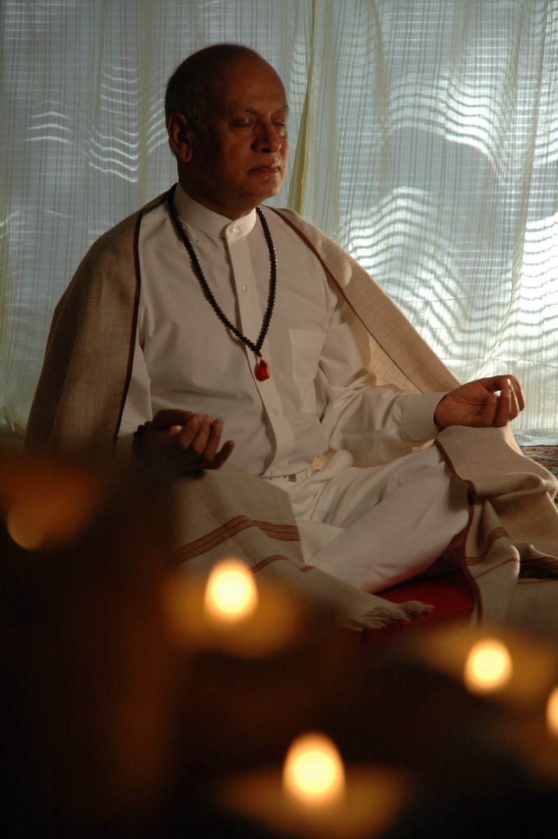 Meditation for Holiday Stress
Keep stress down and joy up this holiday season
Guided meditation with Guru Ranjit Deora
Book your seat now:
charlottemeditation.com