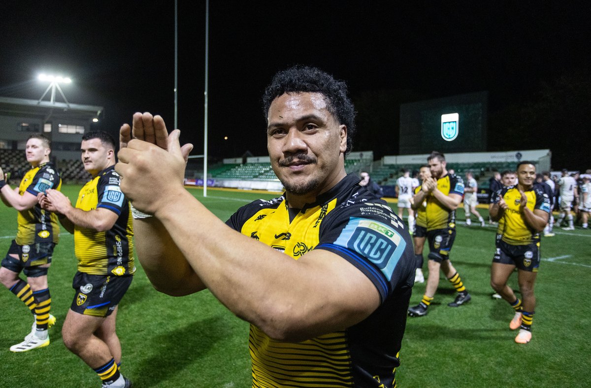 dragonsrfc's tweet photo. 🐉 𝙂𝙊𝙊𝘿𝙉𝙄𝙂𝙃𝙏 𝘿𝙍𝘼𝙂𝙊𝙉𝙎 𝙁𝘼𝙉𝙎 🔥

Oh what a night! 💥🙌

Thanks for your incredible support, the Parade was rocking 👏👏👏

#WeAreGwentRugby #DRAvOSP https://t.co/q1ALFPwZso