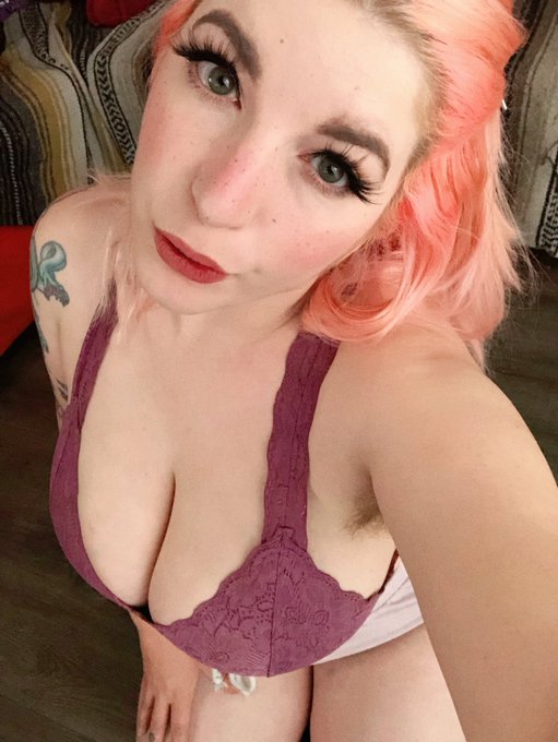 ready for some yoga? see ya on https://t.co/dcu2lakLqD! https://t.co/sHTAGj2Gwc