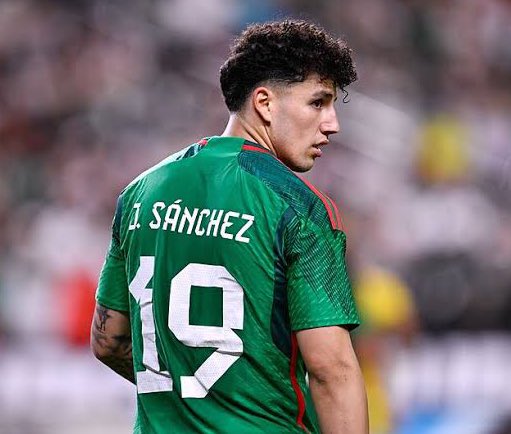 renacova tweet media