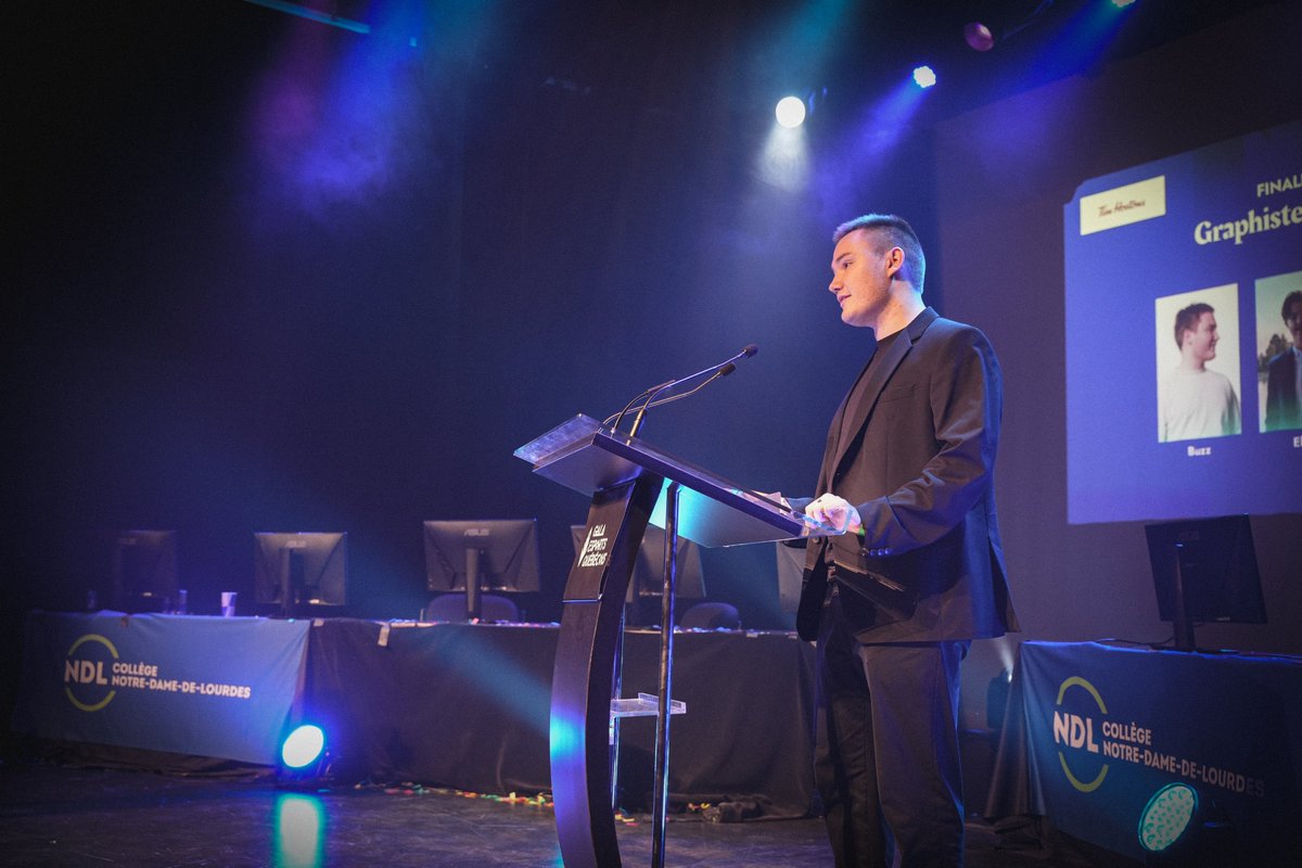 Votre gagnant du prix « Graphiste Esports de l’année ».  

🏆<a href="/romeo_girard/">Roméo G.</a>

#GEQ #GalaEsportsQuebec