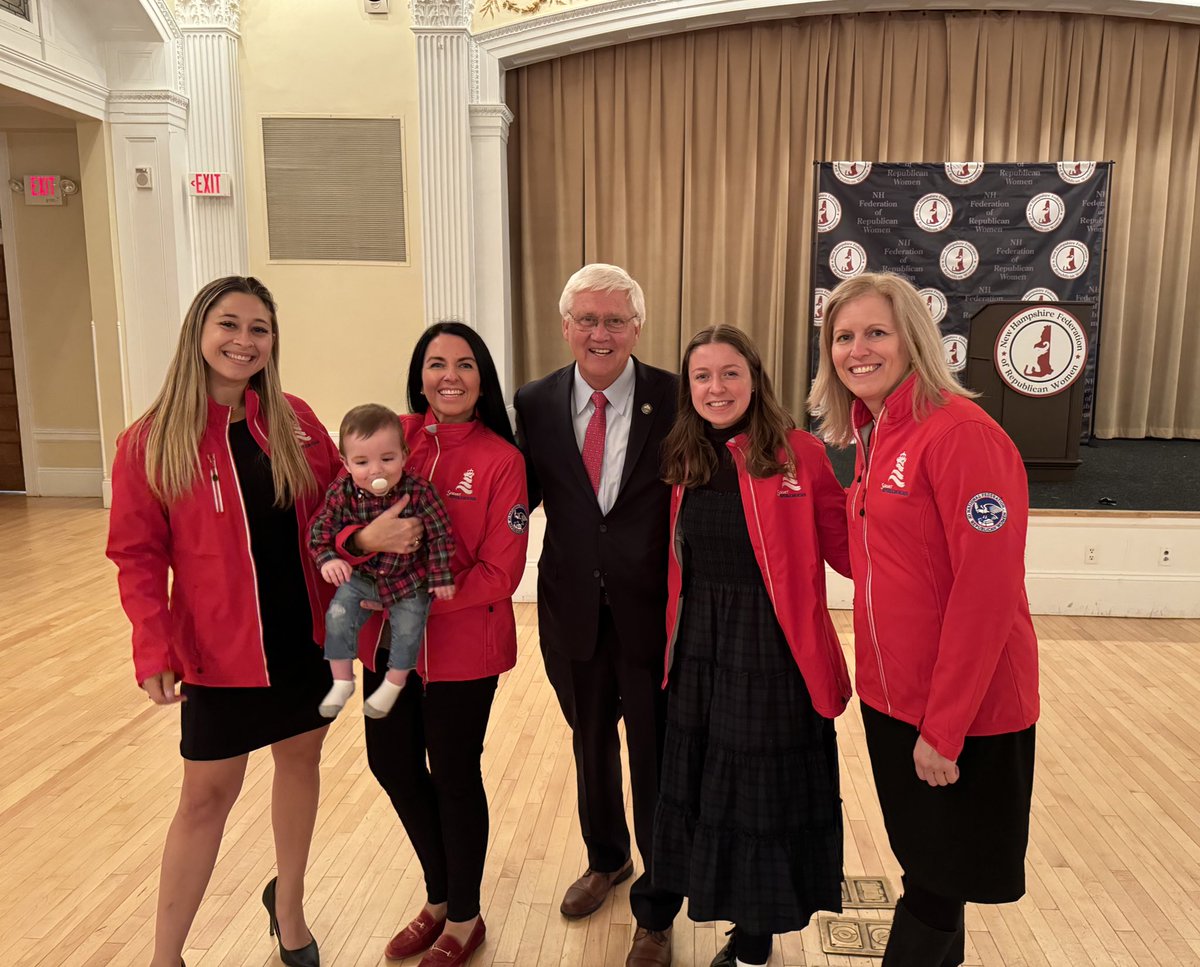 MayaCamilla tweet media