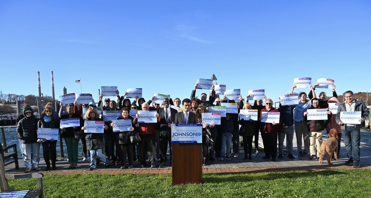 GrantCertiorari's tweet photo. I’m running for New York State Assembly District 4. 

Over forty supporters gathered today to announce my candidacy. We were joined by labor leaders, including representatives from LIUNA, as well as community and civic leaders. 

Let’s flip this seat. 

https://t.co/Roq143bKEj https://t.co/mtHdNX1ts9