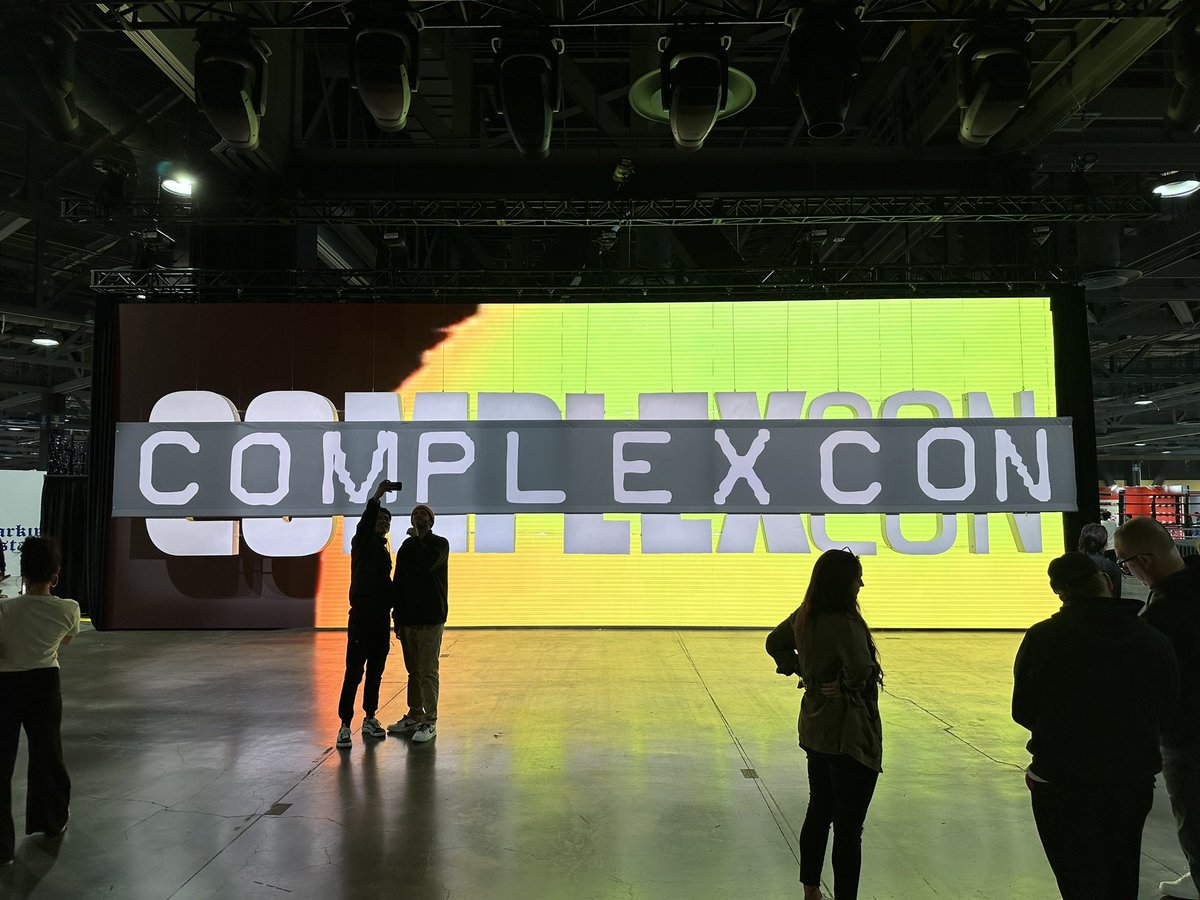 mariroom's tweet photo. Kid Cudi 🔥🔥
@ComplexCon @KiDCuDi #ComplexCon2023 https://t.co/WF8fPLLRqm