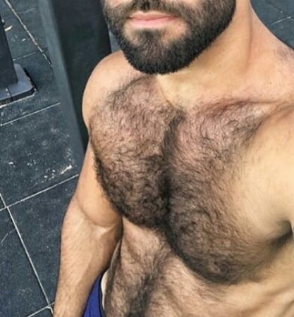 Vem beijar minha boca e meu pau.