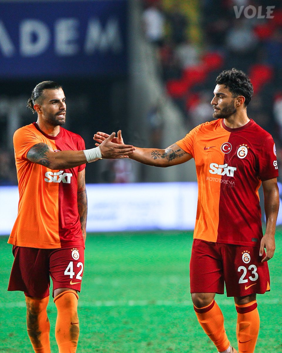 fotottarena's tweet photo. Fotoğrafa 10sn bakınca Asist yapıyorsunuz. https://t.co/Ba3L9ejGDu