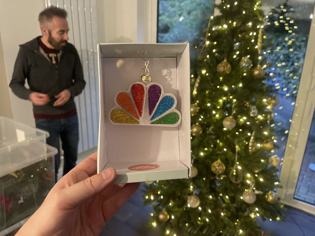 PatrickMooney's tweet image. Well that’s the tree up! Emotional putting up the old family tree in our new place. But looks amazing and feels so right. #ourfirstchristmas