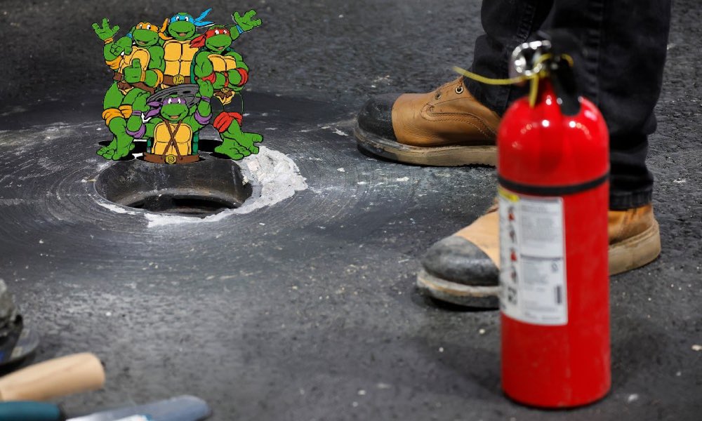 theleprechaun08's tweet photo. #lasvegas #f1 #manhole https://t.co/lvhVLpP0NA