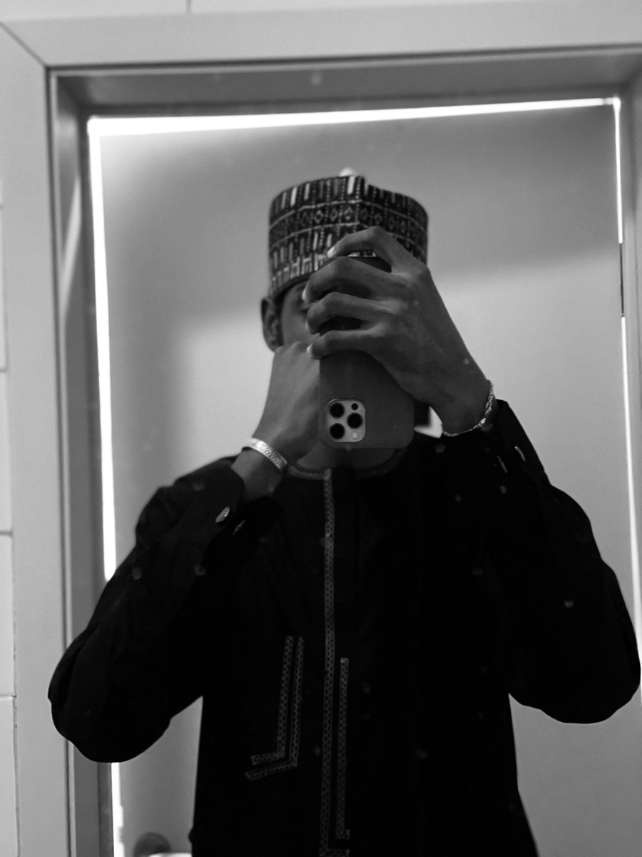 real_khanzunlah's tweet photo. I hope I am not late.  😁🤌 https://t.co/2QfFoDpx32