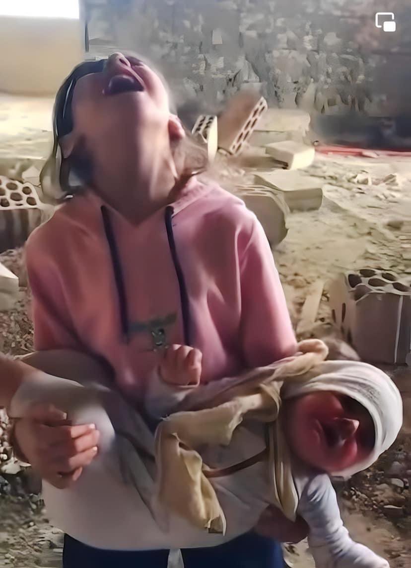 Mahamadabdallah's tweet photo. اللهم إنَّا نشكو اليك ضعف قوتنا و قلة حيلتنا و هواننا على الناس 
أنت رب المستضعفين وأنت ربنا
إلى من تكلنا ؟ 
إلى بعيد يتجهمنا ؟ 
أم الى عدو ملكته امرنا ؟! 
إن لم يكن بك علينا غضب فلا نبالي ، لكن رحمتك أوسع لنا https://t.co/Jiy5Ip8QfC