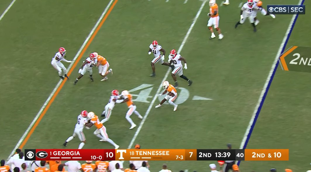 gmannVOLS's tweet photo. Confused why Sampson cut outside here https://t.co/eU8sYnMTzs