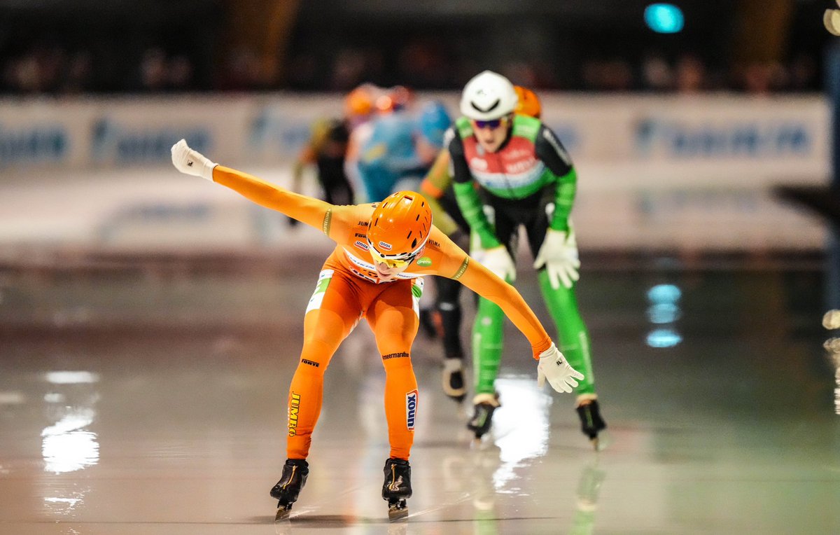 teamessent_mar's tweet photo. Harm Visser blijft maar winnen! 🔥

Ook in Haarlem sprint de klassementsleider naar de dagzege. Het is alweer de vierde overwinning van het seizoen 💪 https://t.co/gTRDQ5oraK