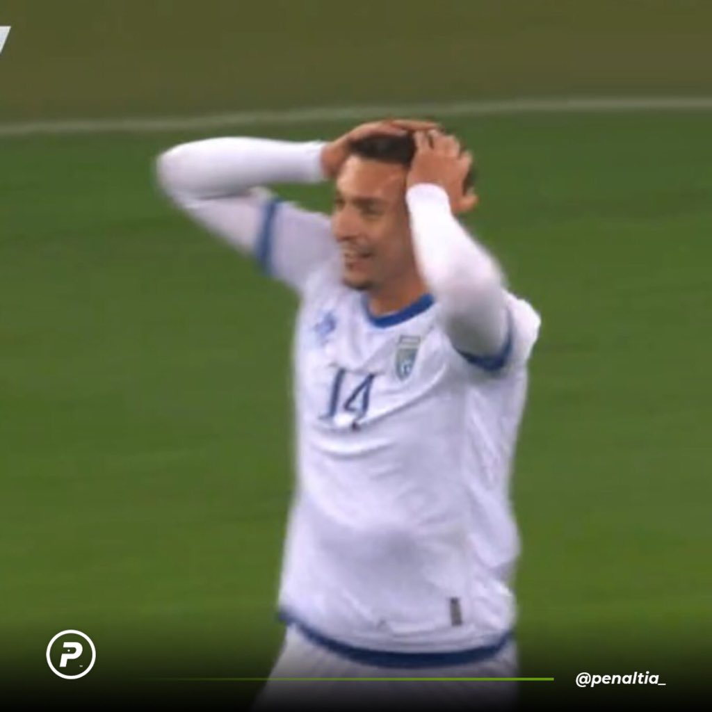 penaltia_'s tweet photo. MUHAMET HYSENI!!! 🔥🔥

Lojtari i Llapit shënon gol në debutim me Kosovën dhe barazon rezultatin me Zvicrrën. 🇽🇰💙💛

88’ | Zvicrra 1 - 1 Kosova https://t.co/3qJIEFdT63