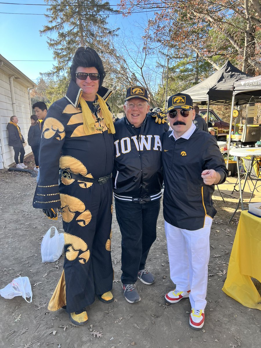 Jefe (@itsajefference) on Twitter photo Is it really a <a href="/HawkeyeFootball/">Hawkeye Football</a> tailgate if you don’t take a picture with <a href="/HawkeyeElvis/">Hawkeye Elvis</a>? Is it really a <a href="/HawkeyeFootball/">Hawkeye Football</a> tailgate if you don’t take a picture with <a href="/HawkeyeElvis/">Hawkeye Elvis</a>?