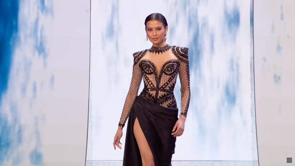 PhilippineStar's tweet photo. YOU KILLED IT, MICHELLE! 🖤 

Miss Universe Philippines Michelle Dee turns the stage on fire during the evening gown segment of #MissUniverse2023 competition! https://t.co/qxNkc13DSM