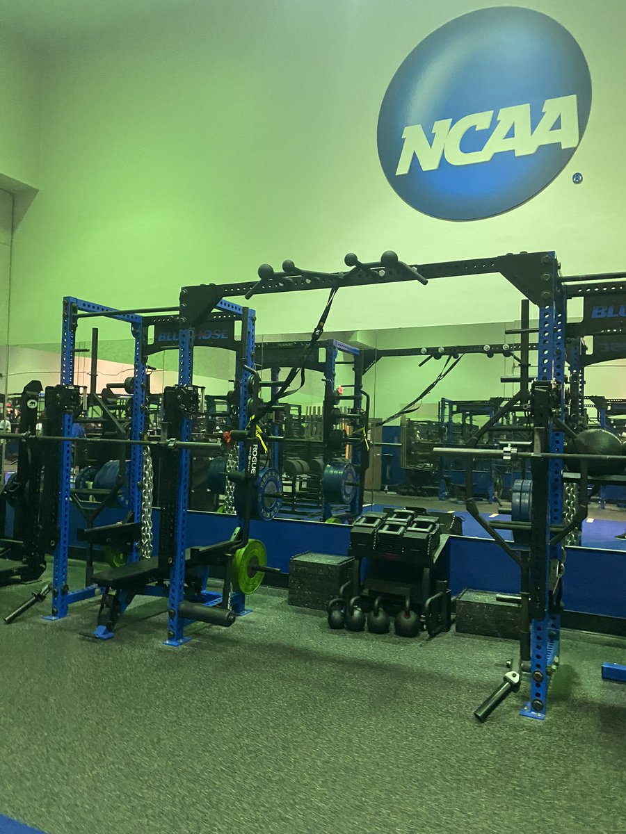 Had great time today <a href="/presbycollege/">Presbyterian College</a> 
Watching the blue hose beat morehead st. Thanks again coach <a href="/CoachBStone_/">Blake Stone</a>