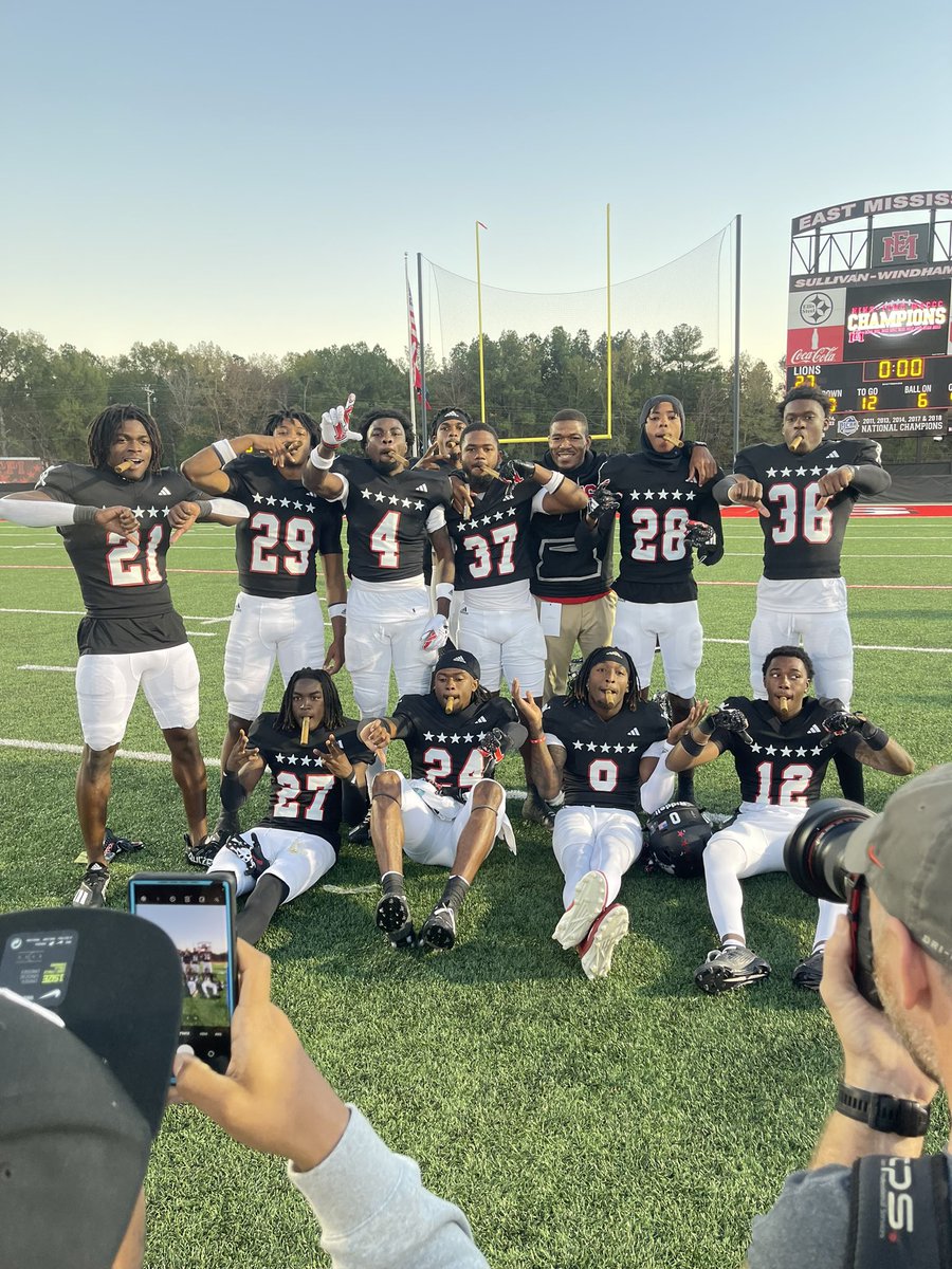 _CoachKThompson's tweet image. 𝟐𝟎𝟐𝟑 𝐌𝐀𝐂𝐂𝐂 𝐂𝐇𝐀𝐌𝐏𝐈𝐎𝐍 𝐄𝐌𝐂𝐂 𝐋𝐈𝐎𝐍𝐒! #𝐏𝐑𝟏𝐃𝐄
𝟏𝟏/𝟏𝟖/𝟐𝟑

#𝐁𝐚𝐜𝐤𝐓𝐨𝐁𝐚𝐜𝐤