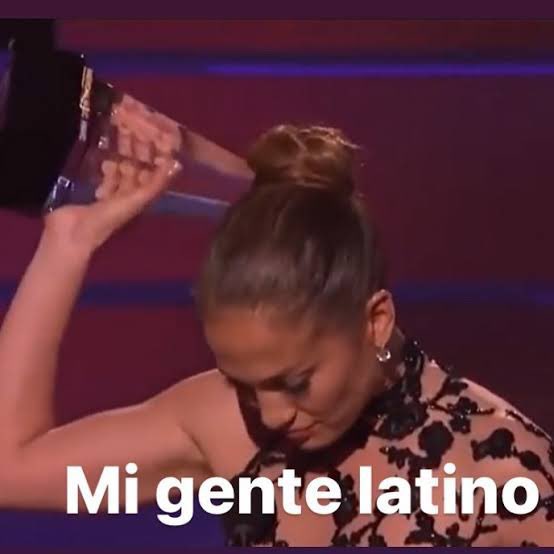 mfearevalo's tweet photo. Yo al ver que en el top 10 de #MissUniverso2023 hay 6 latinas. https://t.co/6Ekp8rjGVI