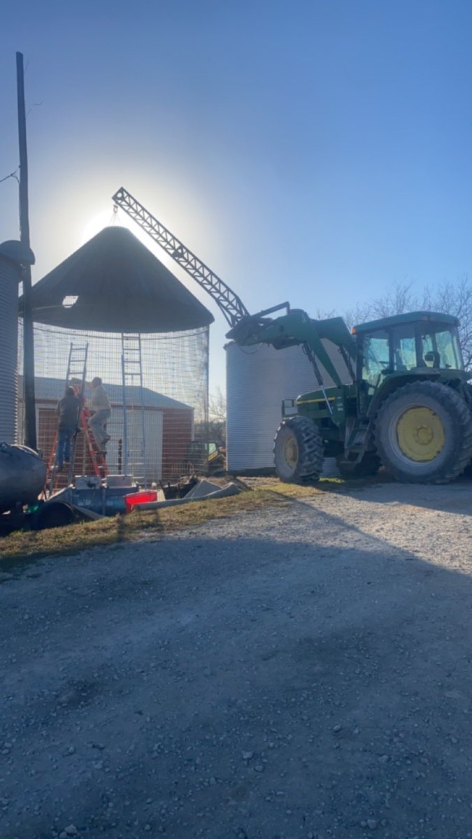 Beautiful day for an erection! Finally got the corn crib up, now just gota get it filled
