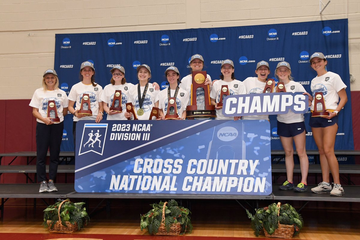 NATTY CHAMPS! 🏆

@carletonwxctf are the @ncaadiii Women's Cross Country National Champions!

#d3xc