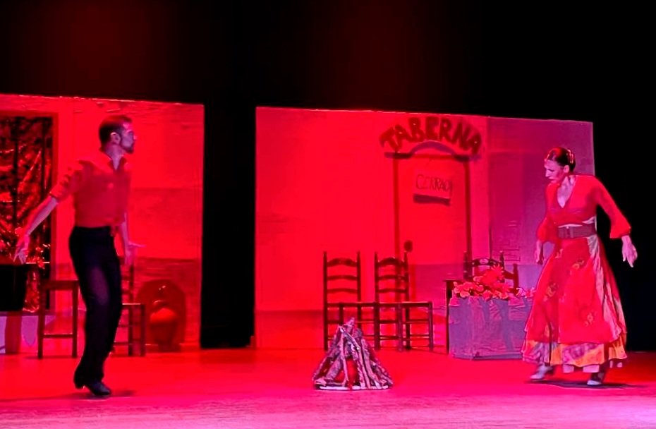 AytoParla's tweet photo. Hemos pasado una fantástica tarde en las jornadas de flamenco organizadas por @parlaandalucia, con la representación, a cargo del grupo #Almoraima, de "El amor brujo". https://t.co/BGa6447B8p
