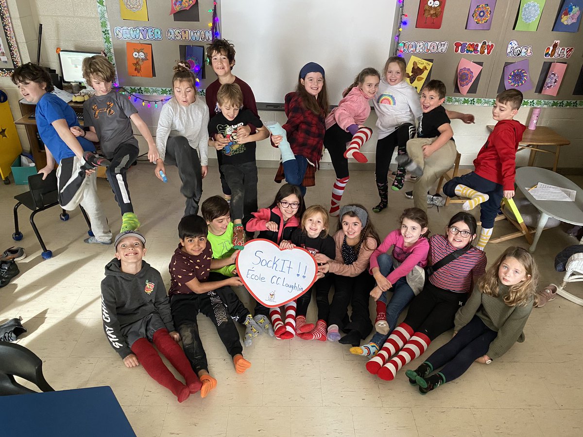 MmeCyyt's tweet photo. Sock it for sick kids @CCLoughlin ! https://t.co/EeFYZV8WAf