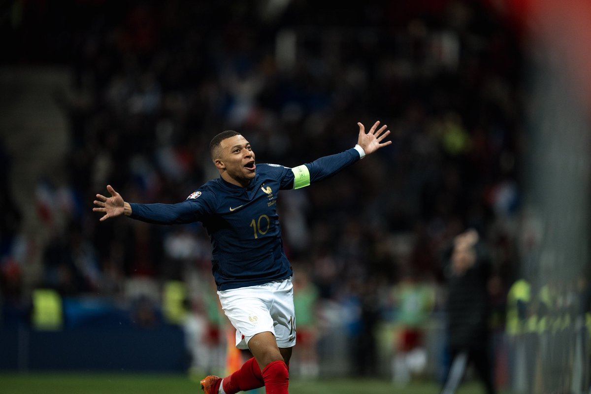 Kylian Mbappé tweet media