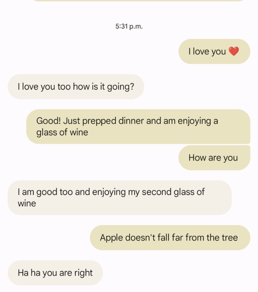 b_durdin's tweet photo. Being able to text you 90+yr old grandparent🤍🤍 > https://t.co/wyu6jdhiwk