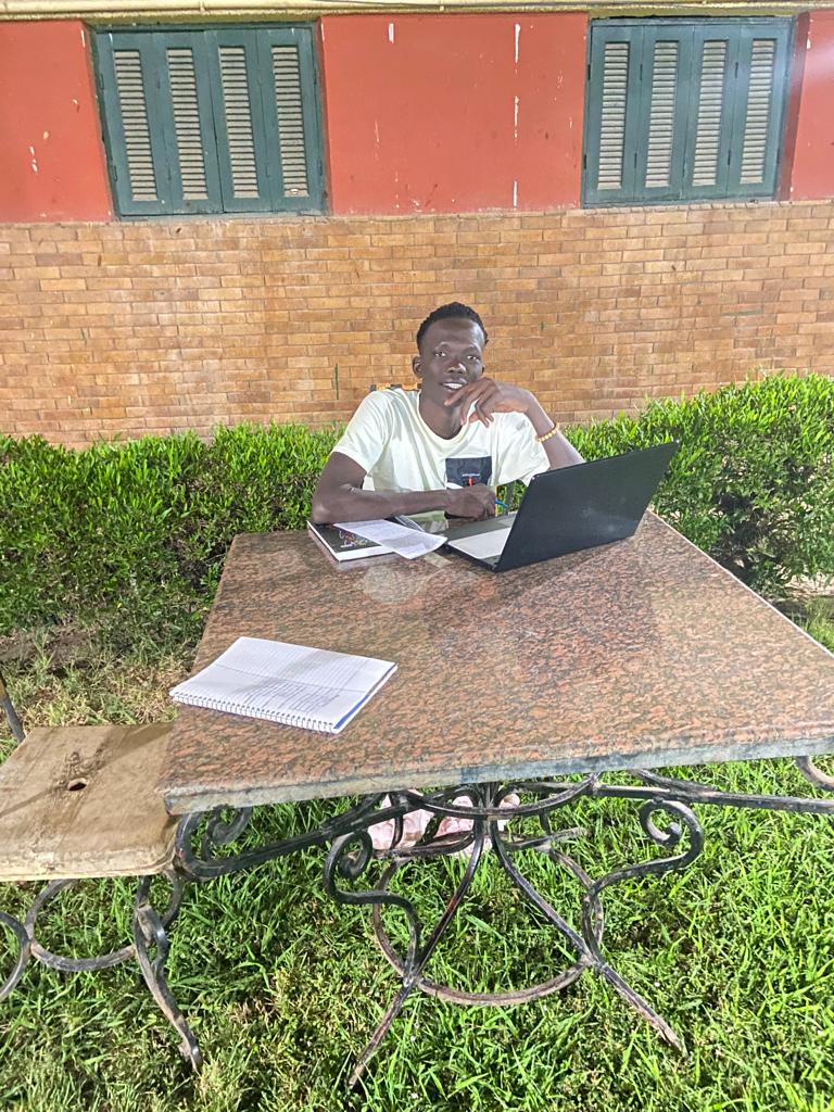 NgmNipsey's tweet image. #Printf
#simple_shell projects @Alx SE_Africa
I&apos;m doubting whether I&apos;m doing hard things or hard things are doing me😁
Don&apos;t forget,  Always do hard things💪
Bye first trimester.