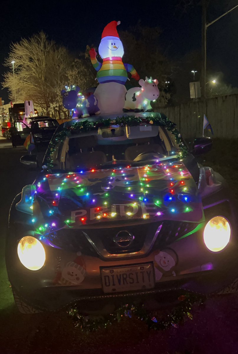 We’re feeling holly, jolly, glitzy, and glammy tonight! See you in Downtown Woodstock! 🎅🏻🏳️‍🌈