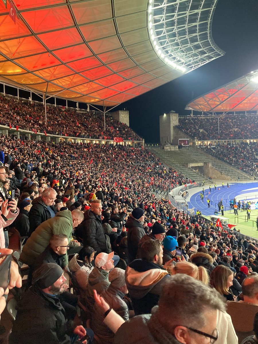 GeraldStein74's tweet photo. @Lufthansa_DE @DFB_Team Na gut, falsch getippt. Aber es war sehr schön. https://t.co/tj7tdjGShY