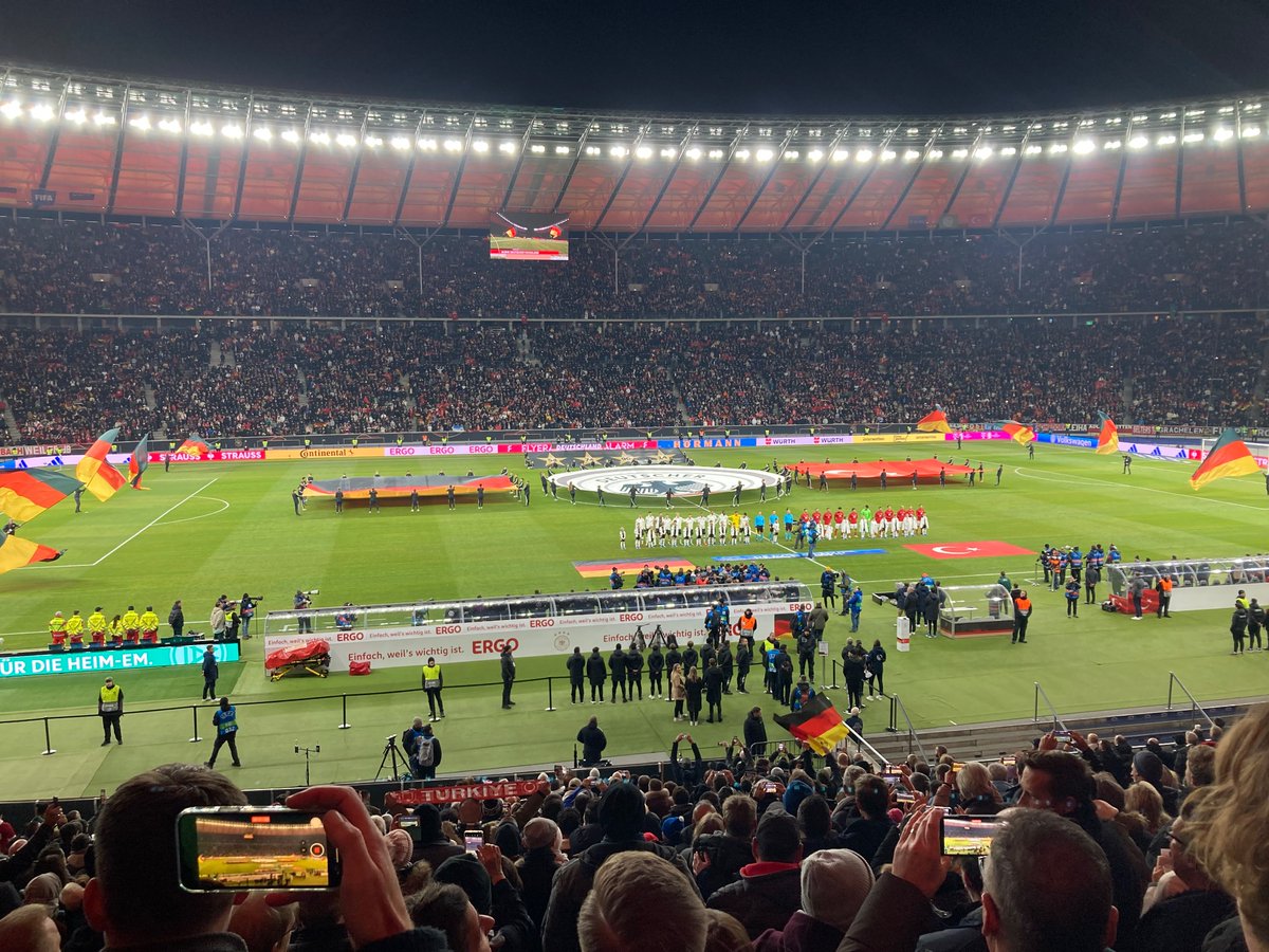 GeraldStein74's tweet photo. @Lufthansa_DE @DFB_Team Na gut, falsch getippt. Aber es war sehr schön. https://t.co/tj7tdjGShY