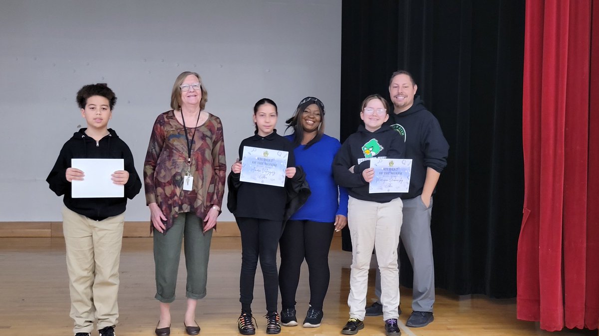 BSTEM5thgrade's tweet photo. 5th and 6th Student of the Month Assembly for October. So proud of these Nerdy Birds! 🤓 @PrincipalBSTEM @BSTEM6thGrade @BSTEMhartford https://t.co/pNFtQnIEQb