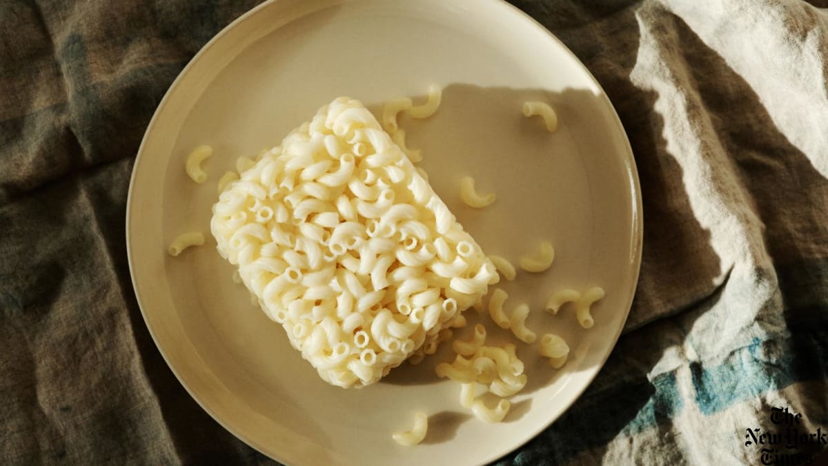 ChannelNewsAsia's tweet photo. Pasta and rice may be healthier as leftovers – experts explain the resistant starch trend on social media https://t.co/li8304WaNa https://t.co/3aDcGBwnbL