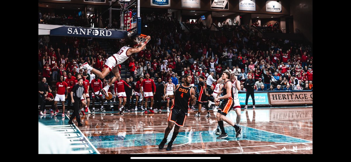 kkpolzin80's tweet photo. @BCJacobsen Best reactions are caught courtside! https://t.co/XVryDUyrIB